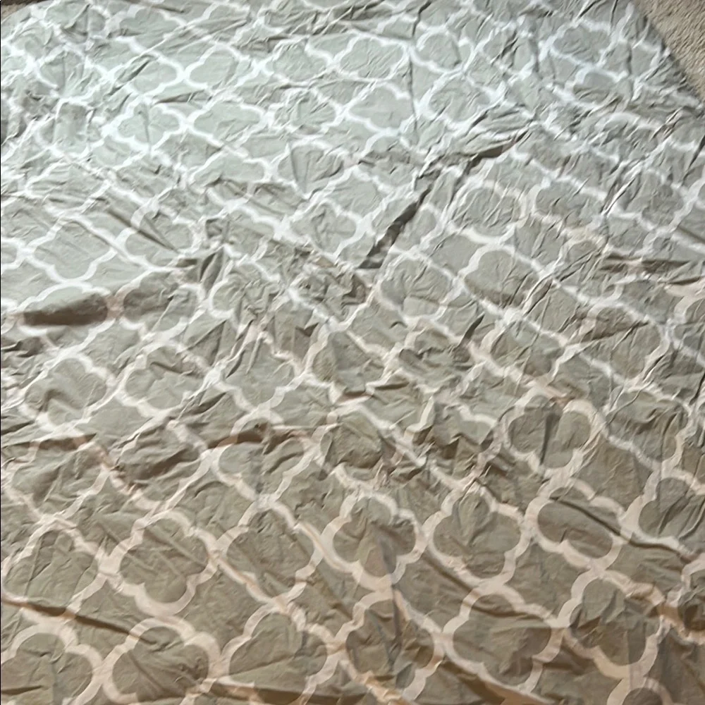 Pottery Barn Teen Gray and White Duvet Cover with Geometric Pattern